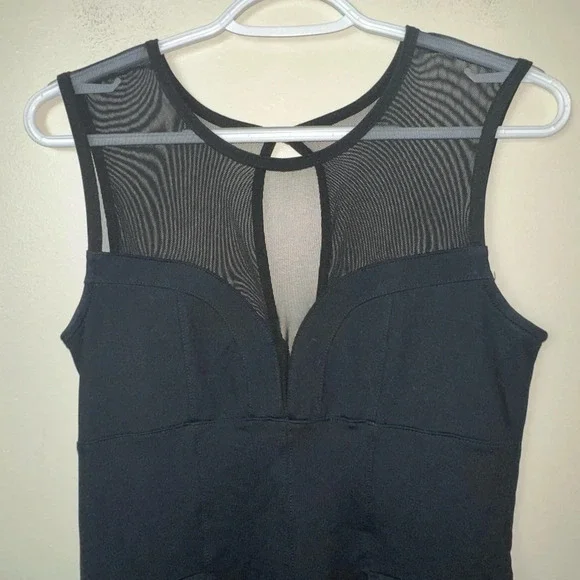 Bebe Size M - Picture 2 of 7